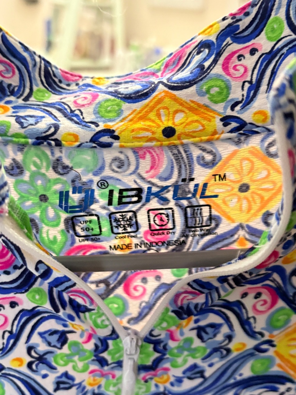 IBKUL White Zip-Front Top with Blue, Yellow, Pink & Green Tile Motif